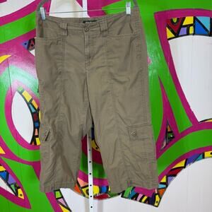 Eddie Bauer Khaki Cotton Capris. Size 12. In excellent used condition!